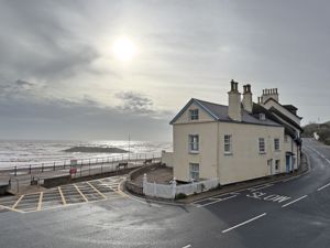 Photo 7- click for photo gallery